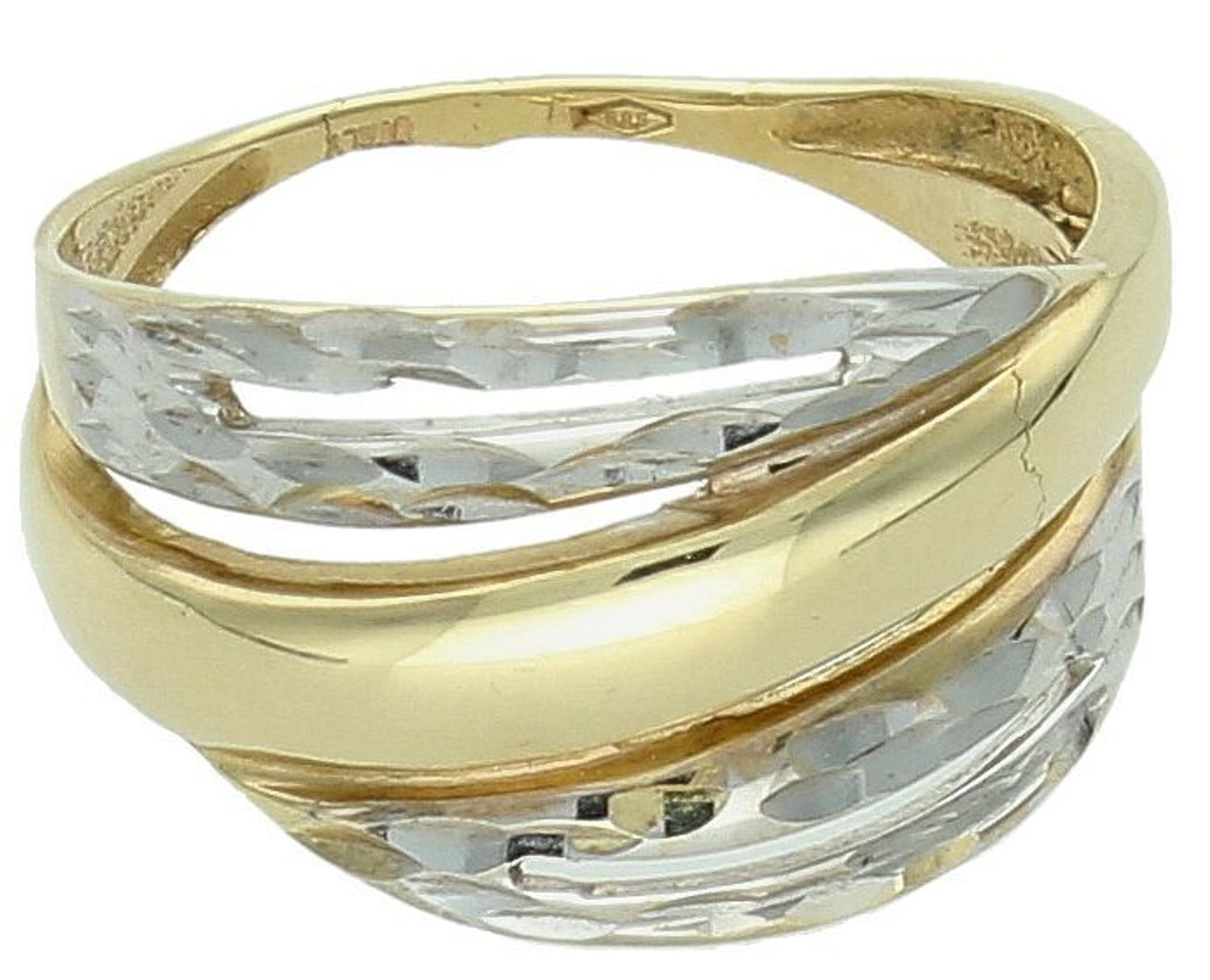 Złoty pierścionek 585 szeroki grawerowane  białym złotem paski PI 4645. Szeroki złoty pierścionek 585 tłoczony z grawerowanym brzegiem. Ten piękny, elegancki pierścionek wykonano z żółtego1.jpg